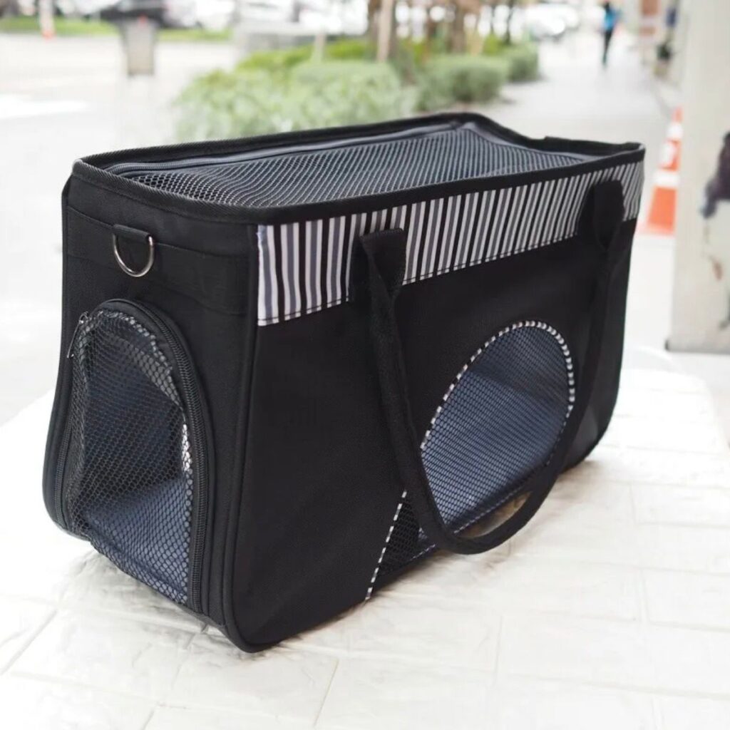 Cargador Stripes Black - Image 4